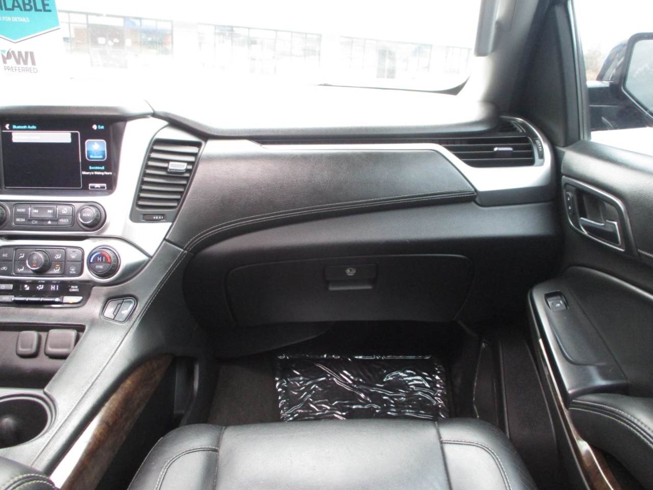 Chevrolet Suburban LT 4WD 2016