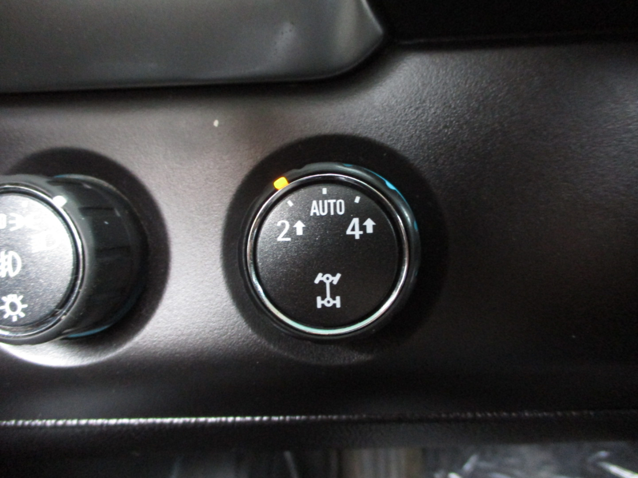 Chevrolet Suburban LT 4WD 2016