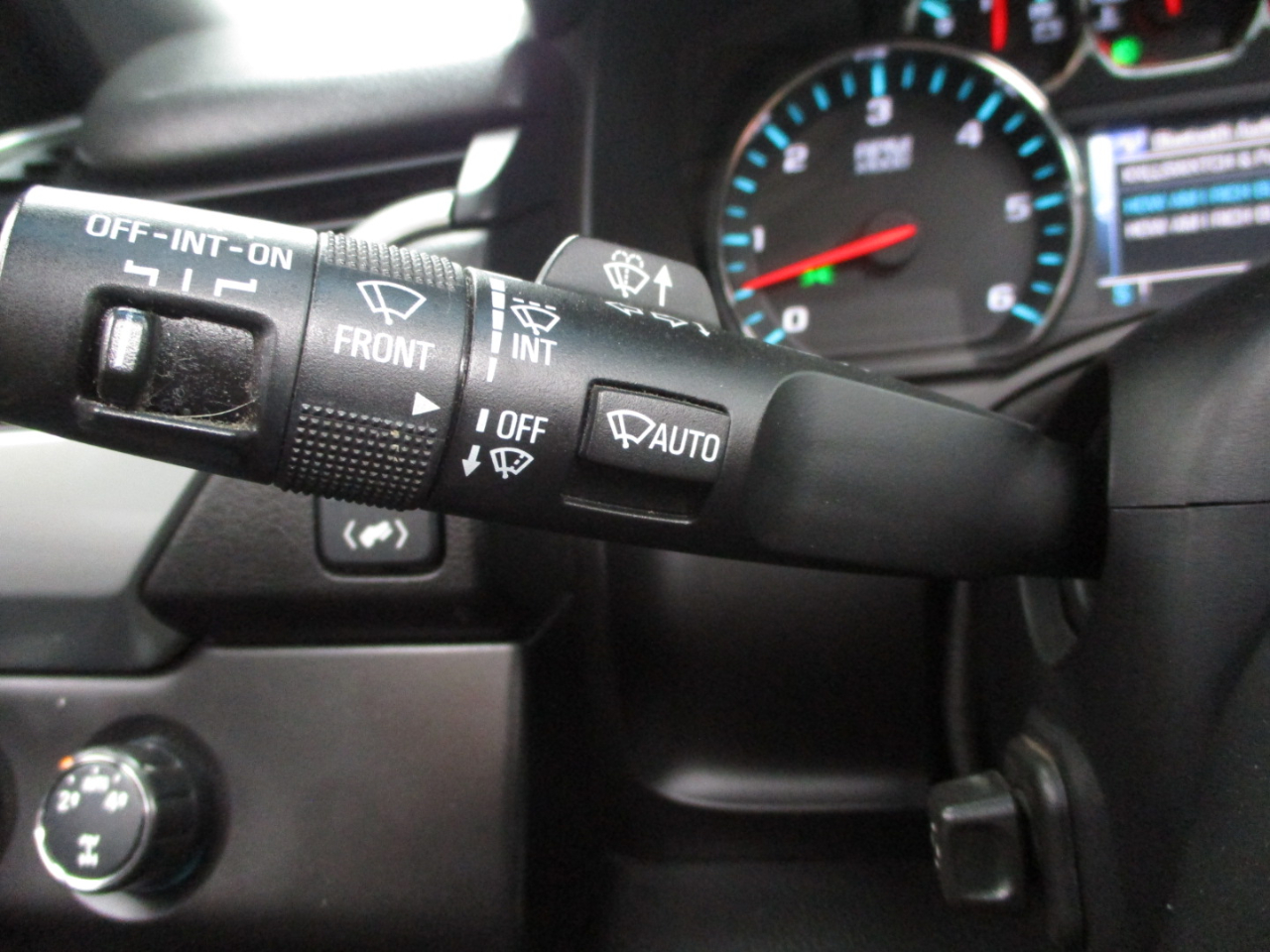 Chevrolet Suburban LT 4WD 2016