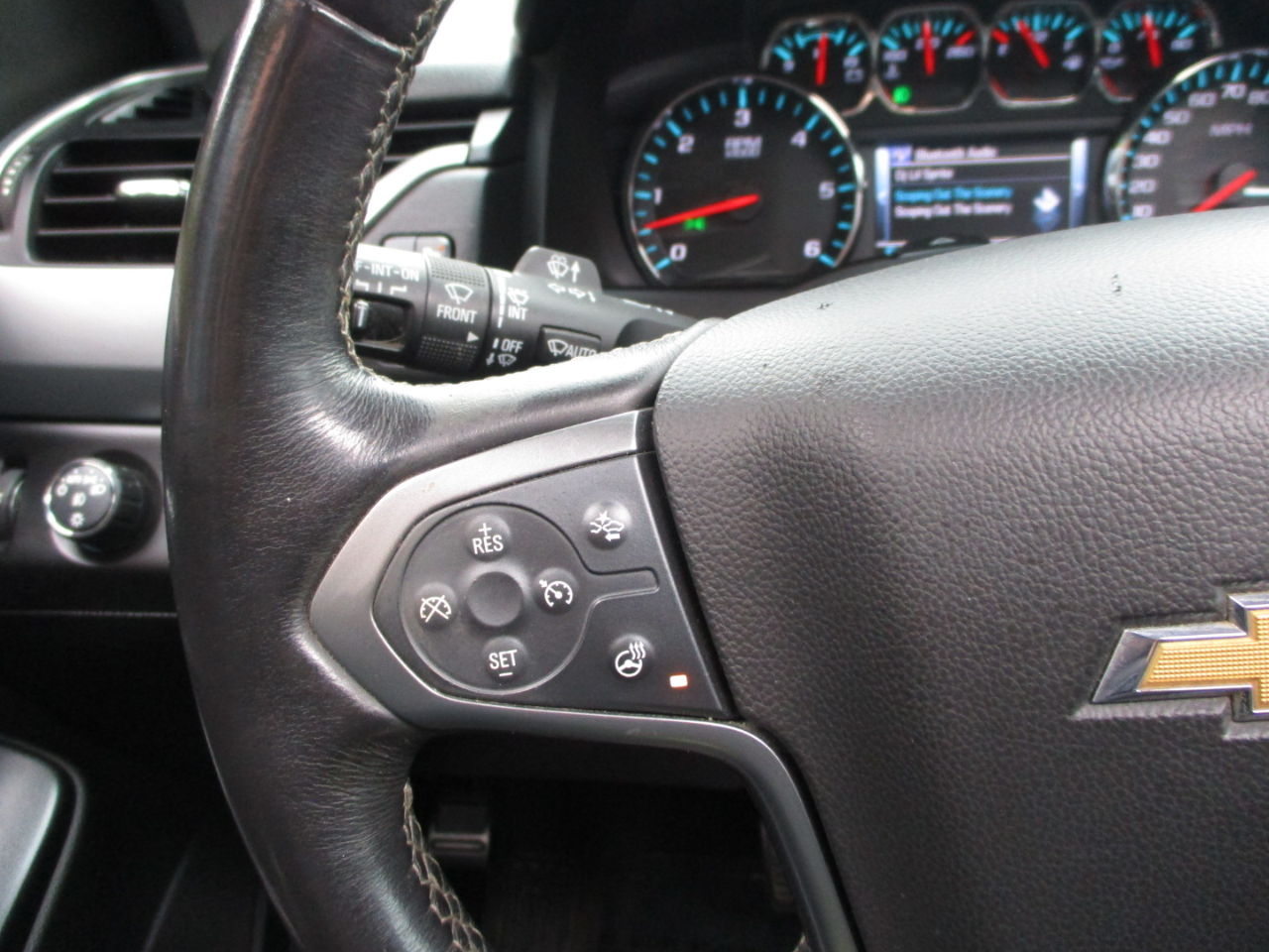 Chevrolet Suburban LT 4WD 2016