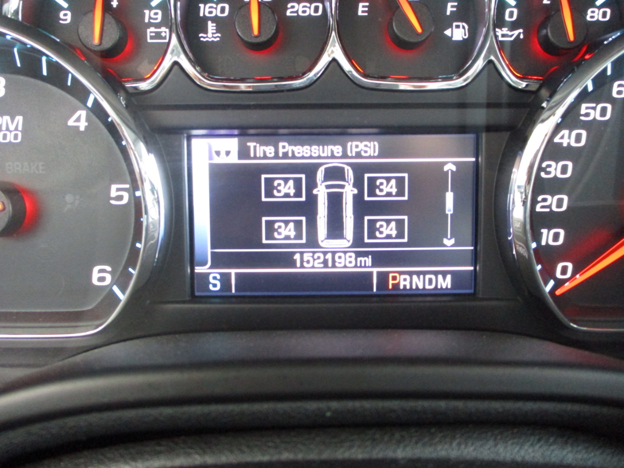 Chevrolet Suburban LT 4WD 2016