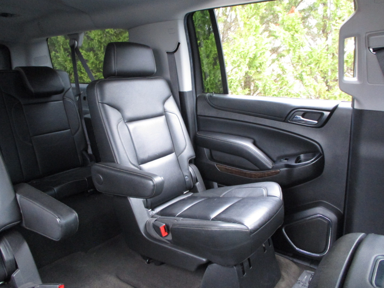 Chevrolet Suburban LT 4WD 2016