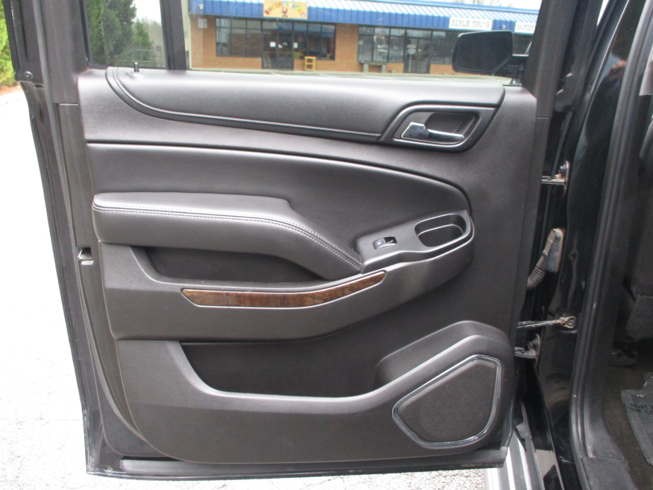 Chevrolet Suburban LT 4WD 2016