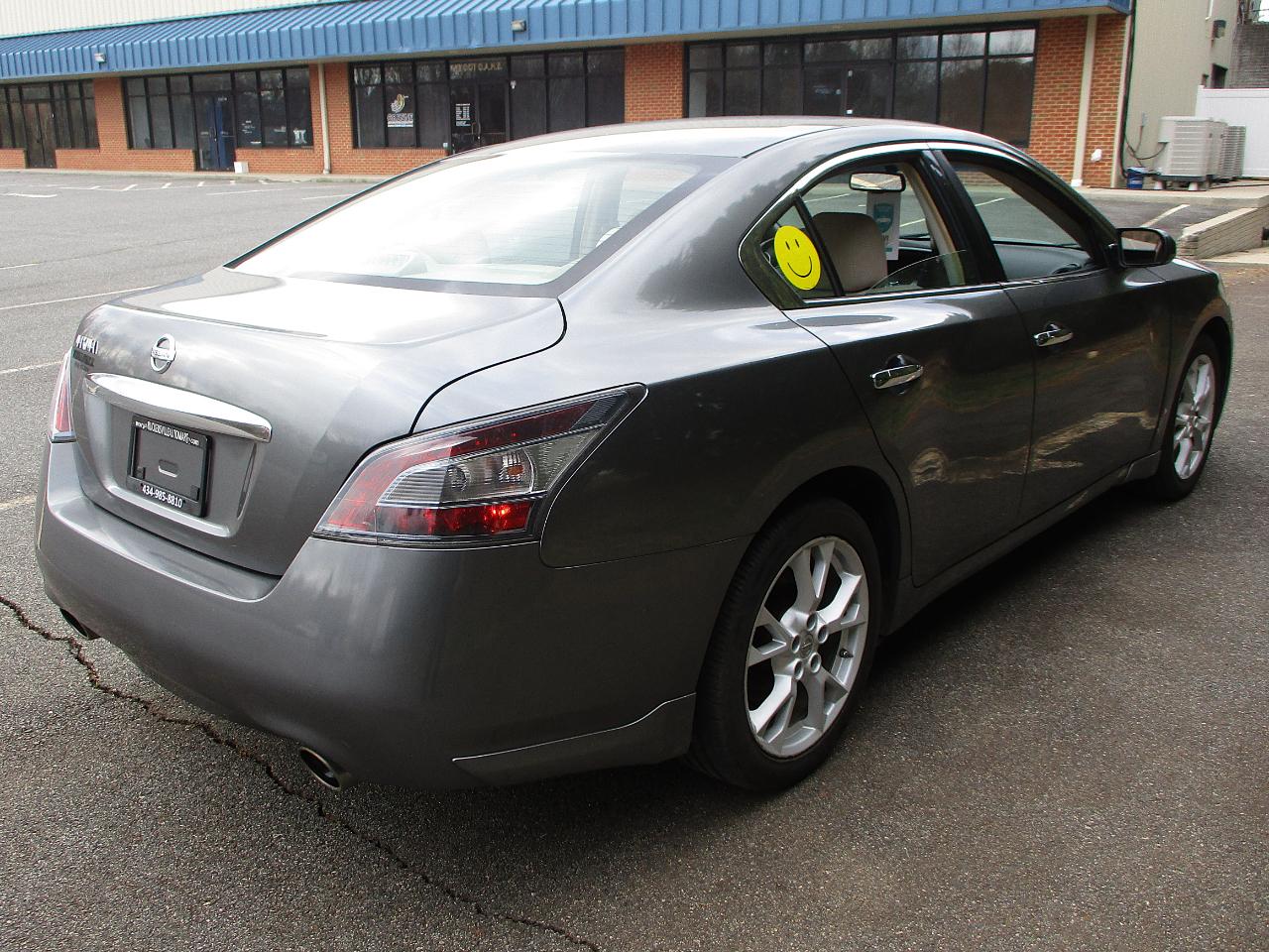 Nissan Maxima S 2014