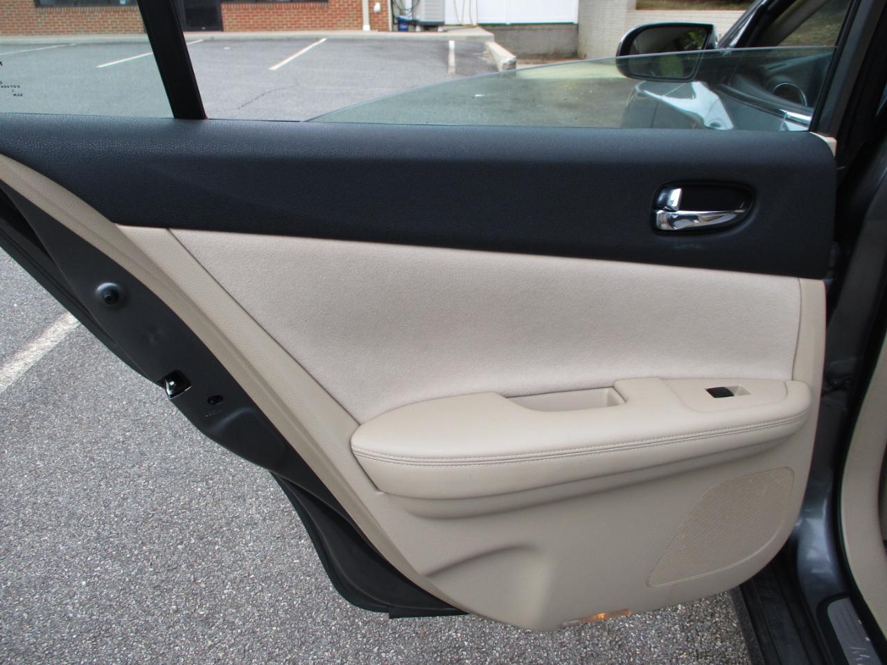 Nissan Maxima S 2014