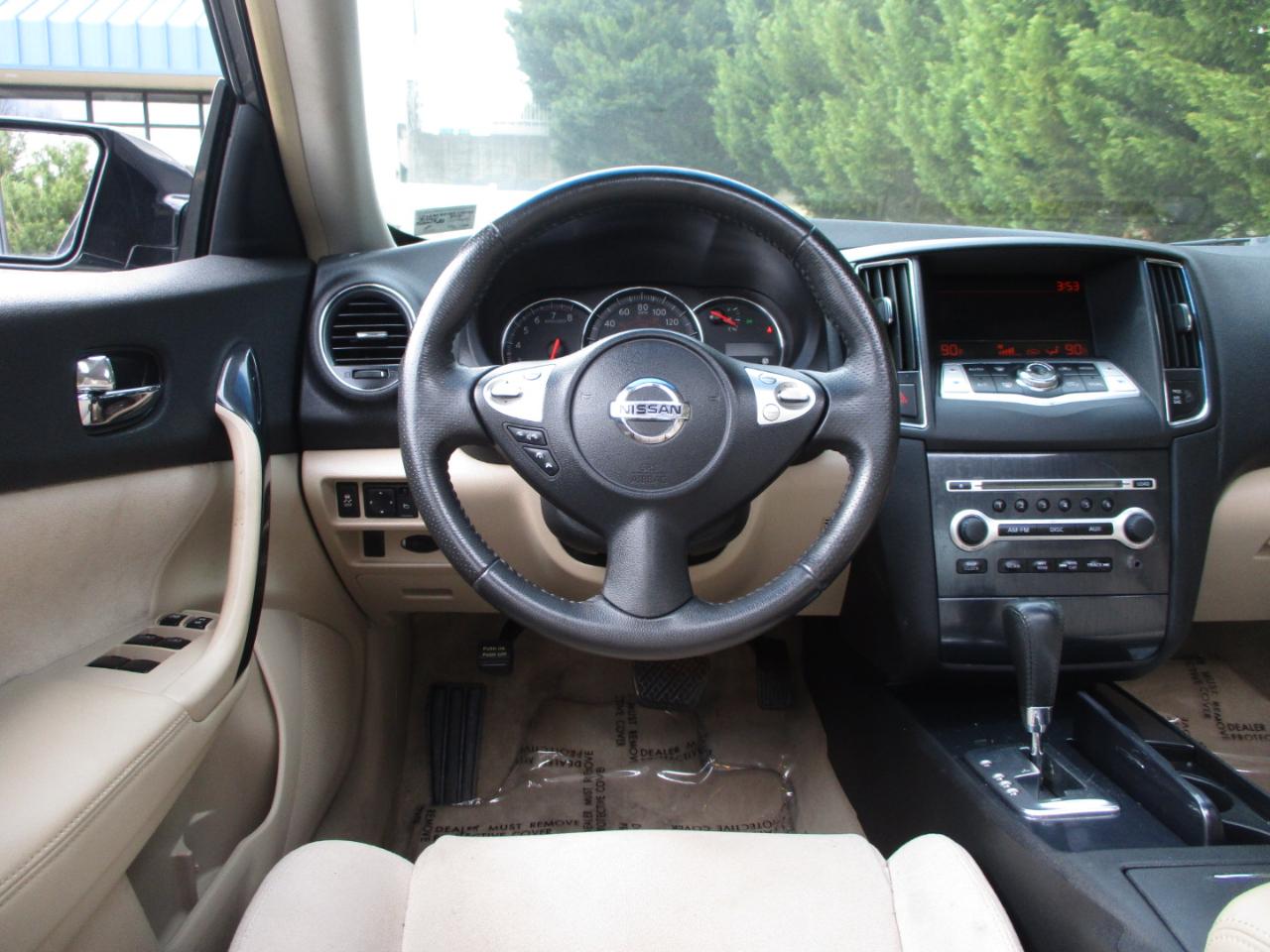 Nissan Maxima S 2014