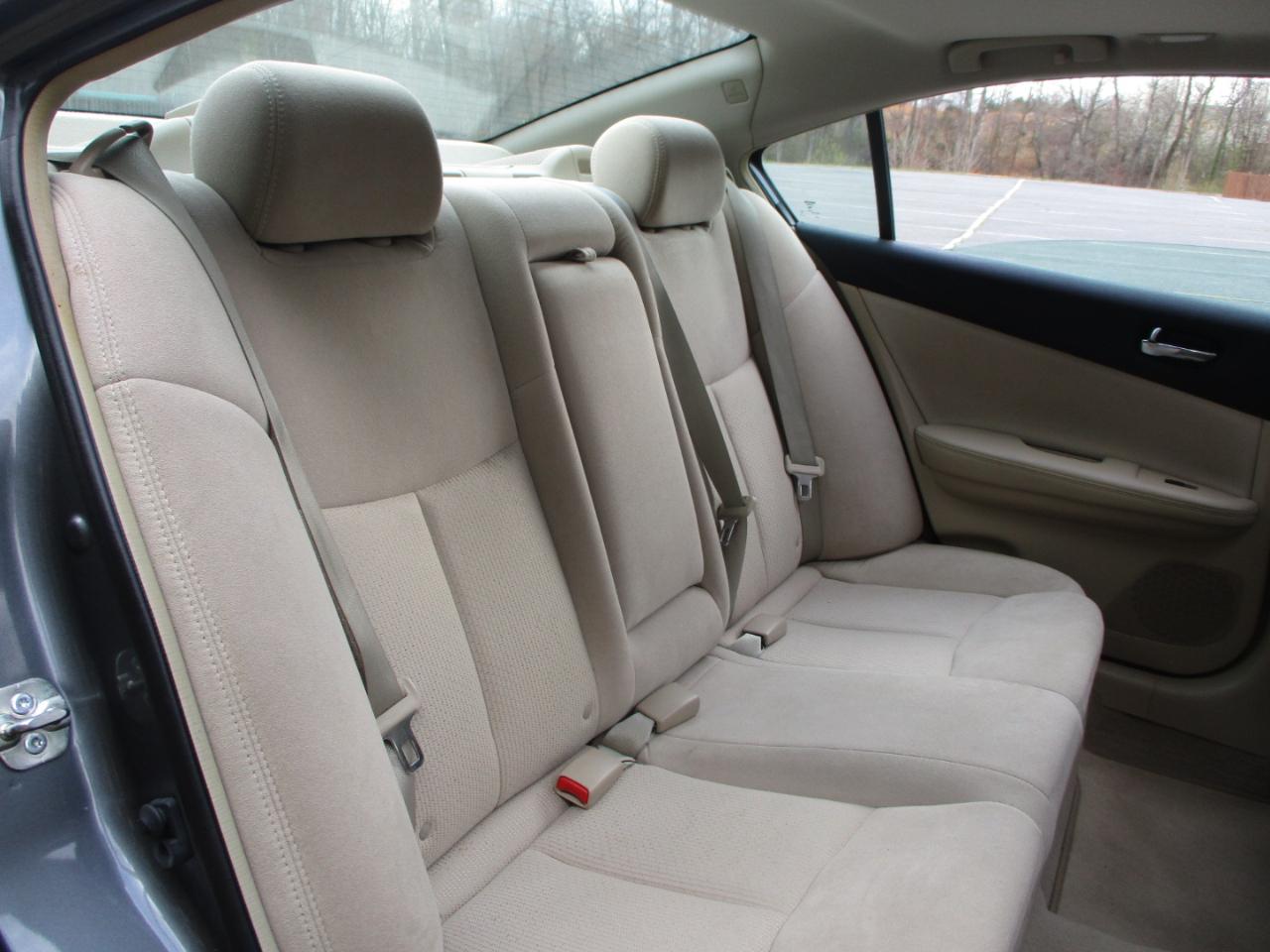 Nissan Maxima S 2014