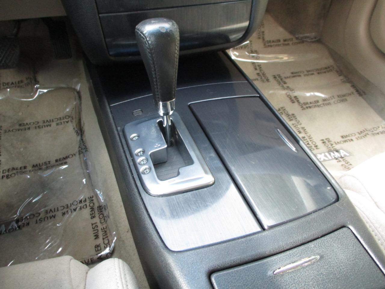 Nissan Maxima S 2014