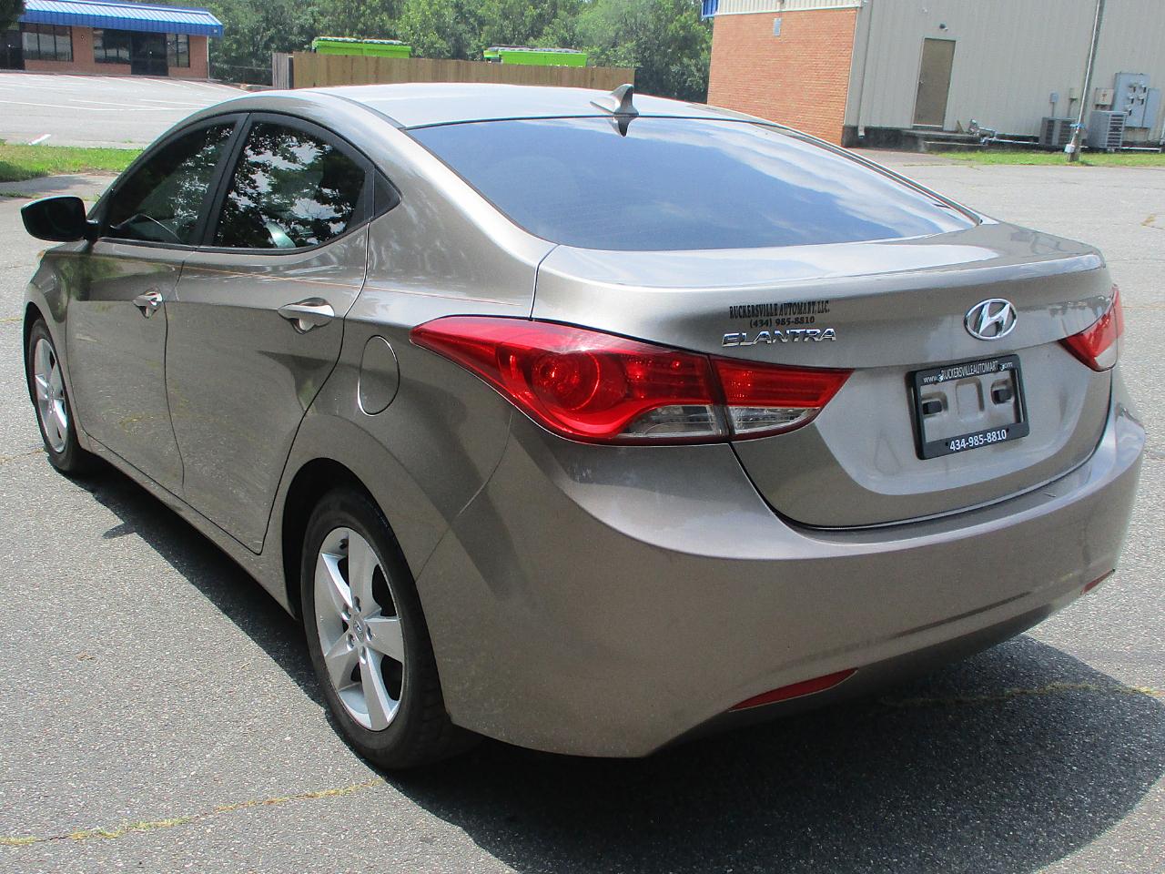 Hyundai Elantra GLS 2013