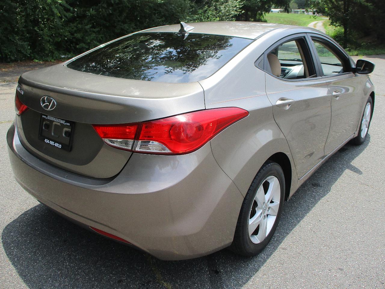 Hyundai Elantra GLS 2013