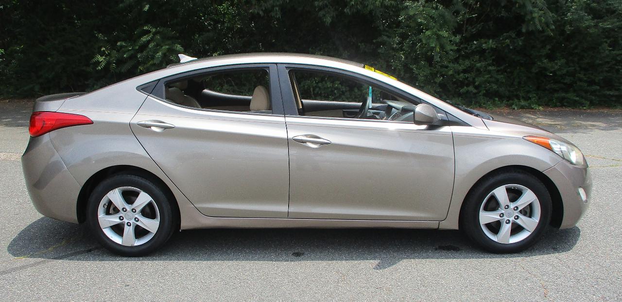 Hyundai Elantra GLS 2013