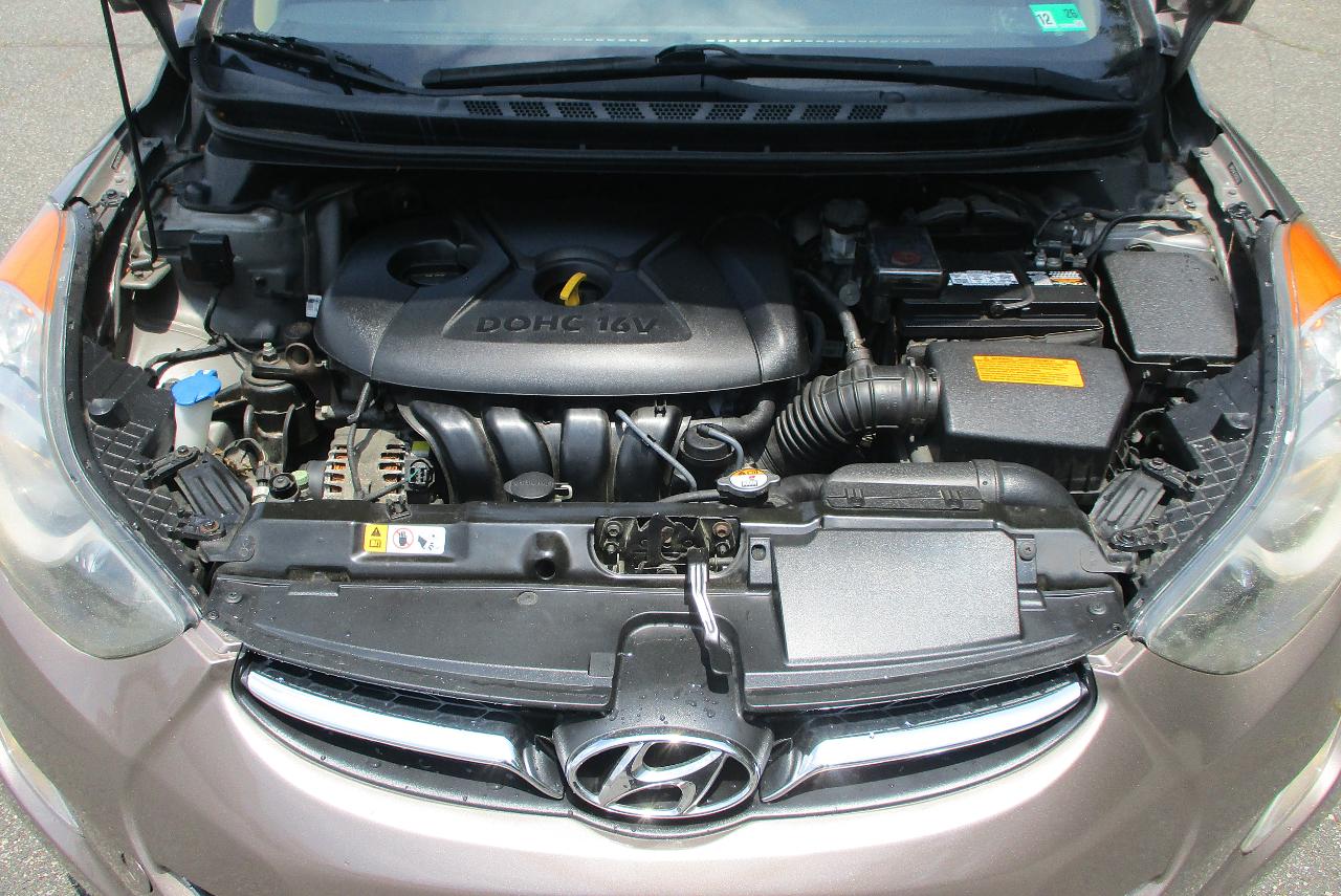 Hyundai Elantra GLS 2013