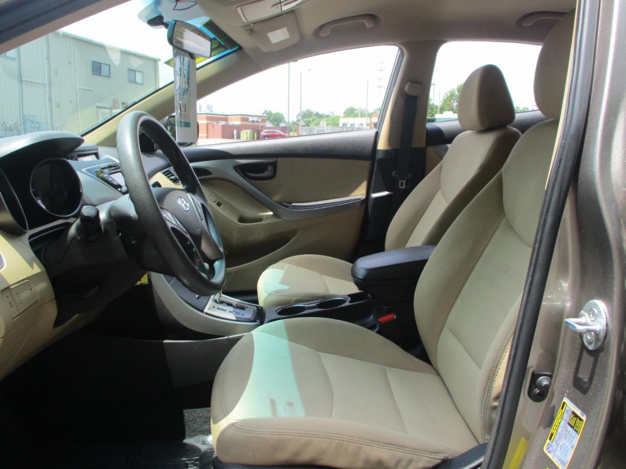 Hyundai Elantra GLS 2013