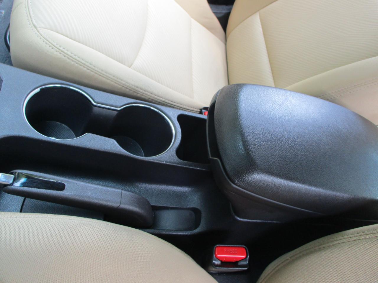 Hyundai Elantra GLS 2013