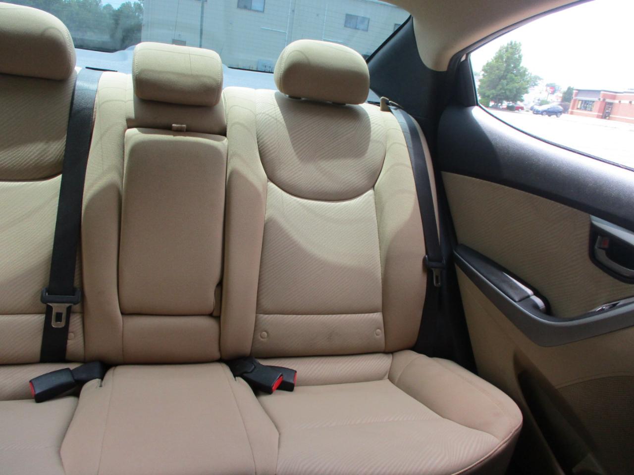 Hyundai Elantra GLS 2013