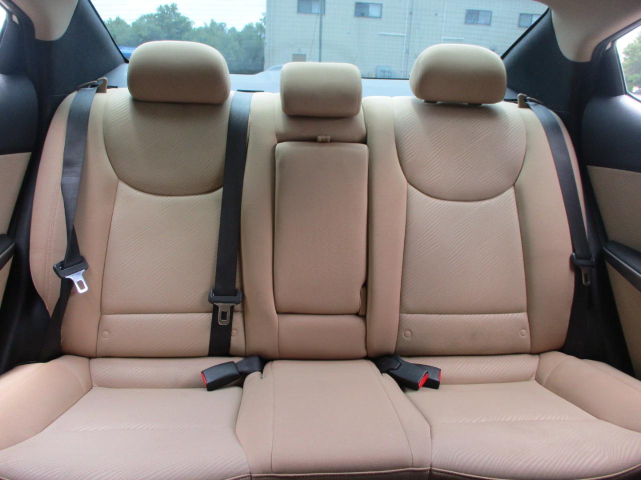 Hyundai Elantra GLS 2013