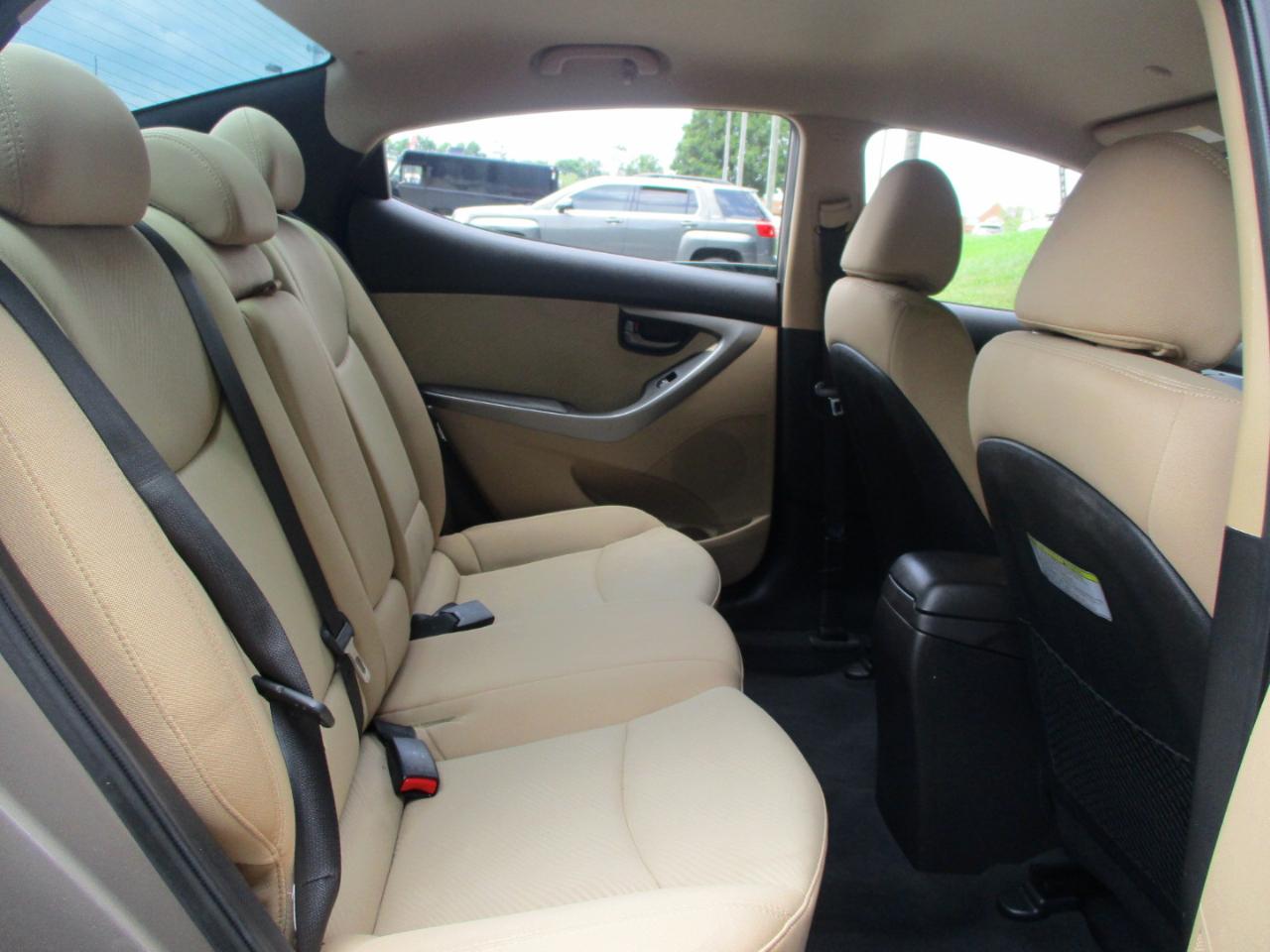 Hyundai Elantra GLS 2013