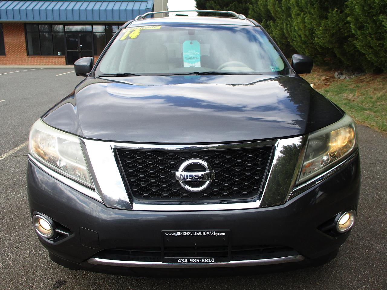 Nissan Pathfinder Platinum 4WD 2014