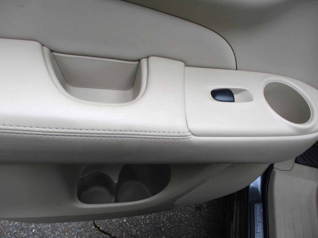 Nissan Pathfinder Platinum 4WD 2014