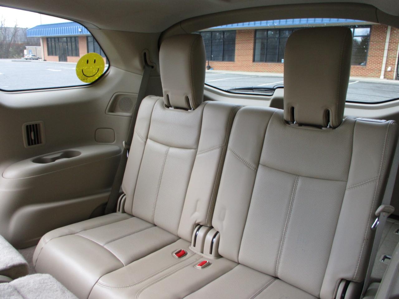 Nissan Pathfinder Platinum 4WD 2014