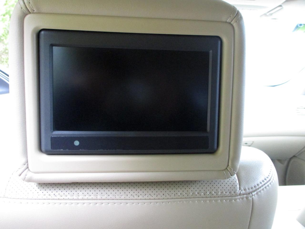 Nissan Pathfinder Platinum 4WD 2014