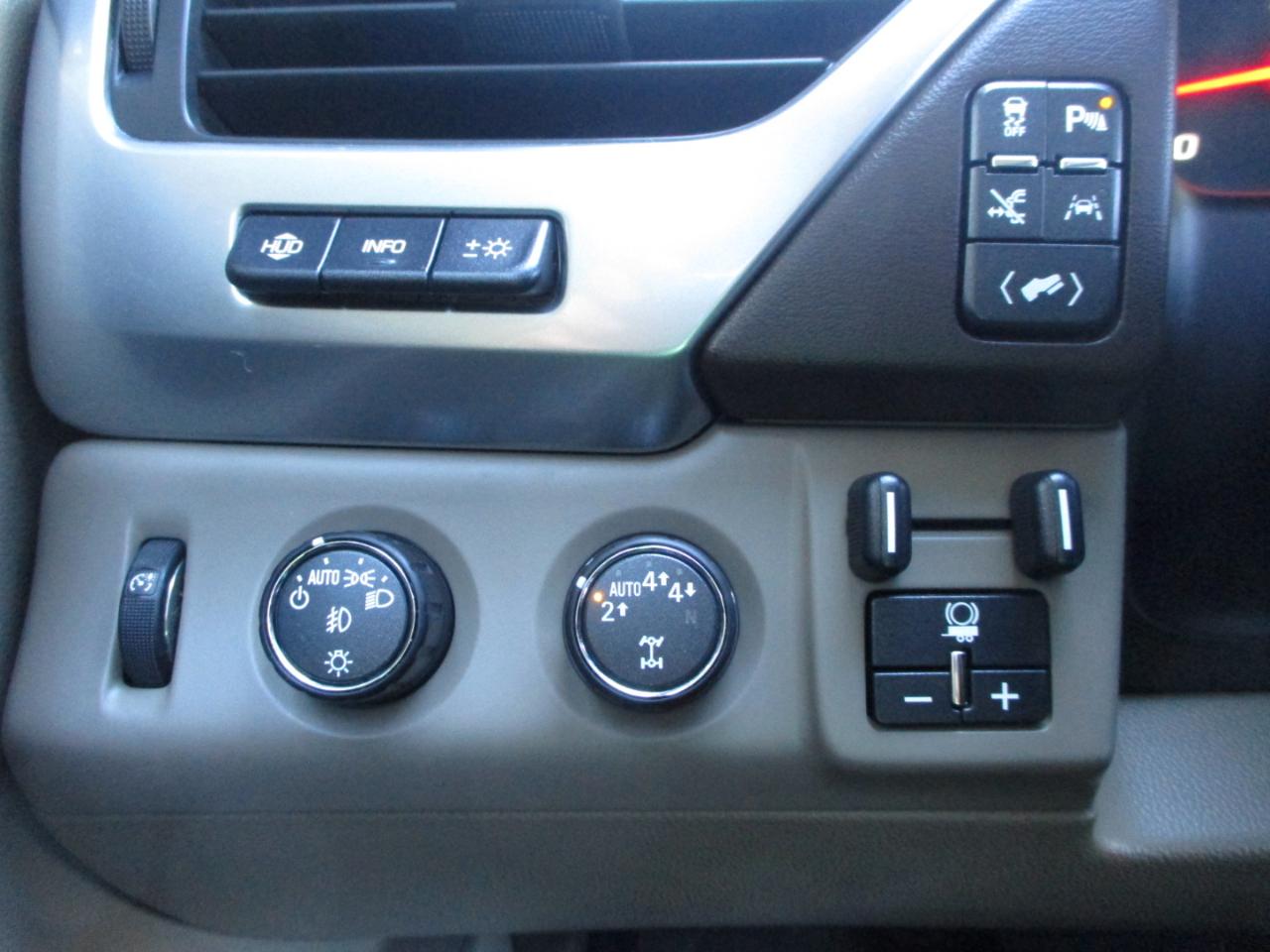 Chevrolet Tahoe Premier 4WD 2017