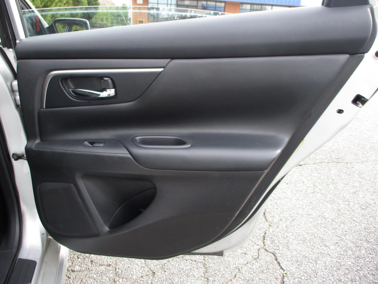 Nissan Altima 2.5 S 2015