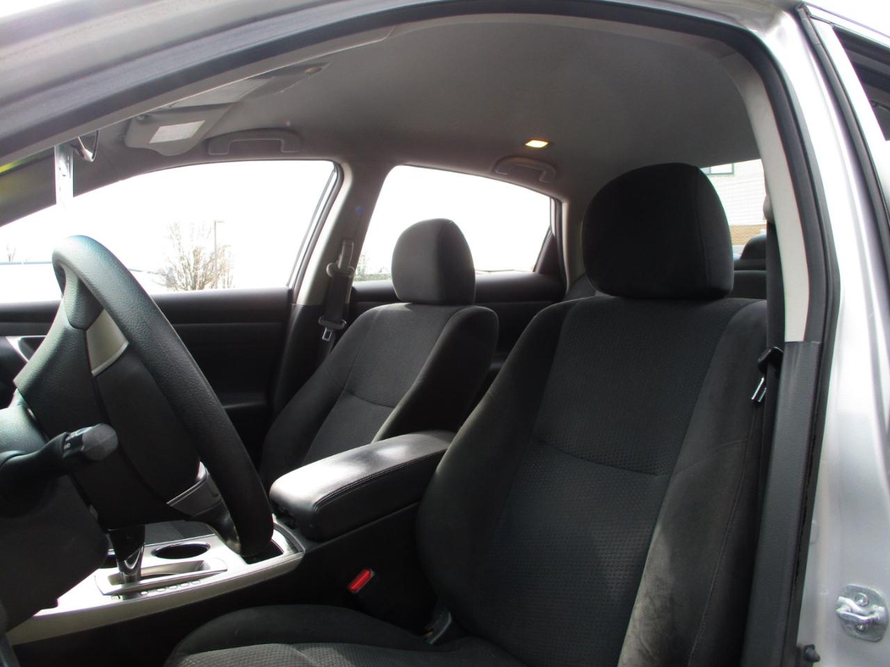 Nissan Altima 2.5 S 2015