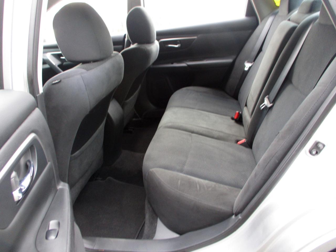 Nissan Altima 2.5 S 2015