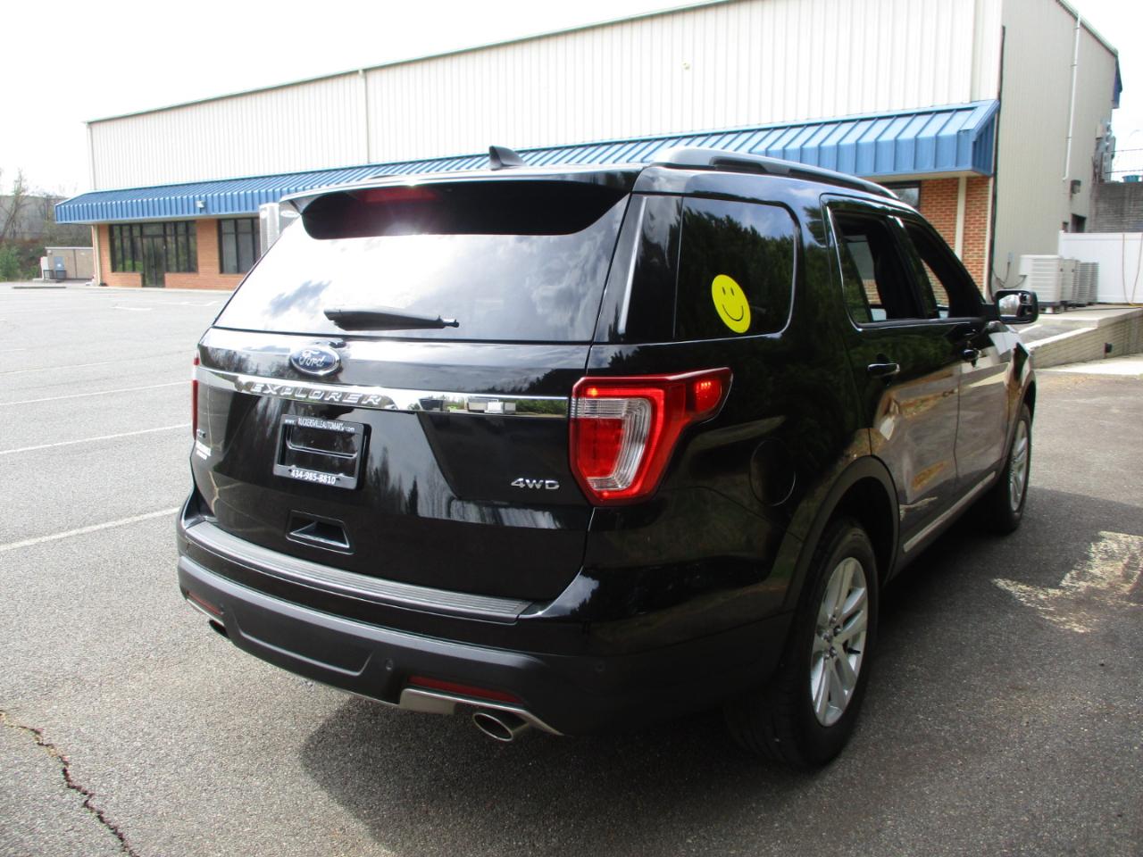 Ford Explorer XLT 4WD 2018