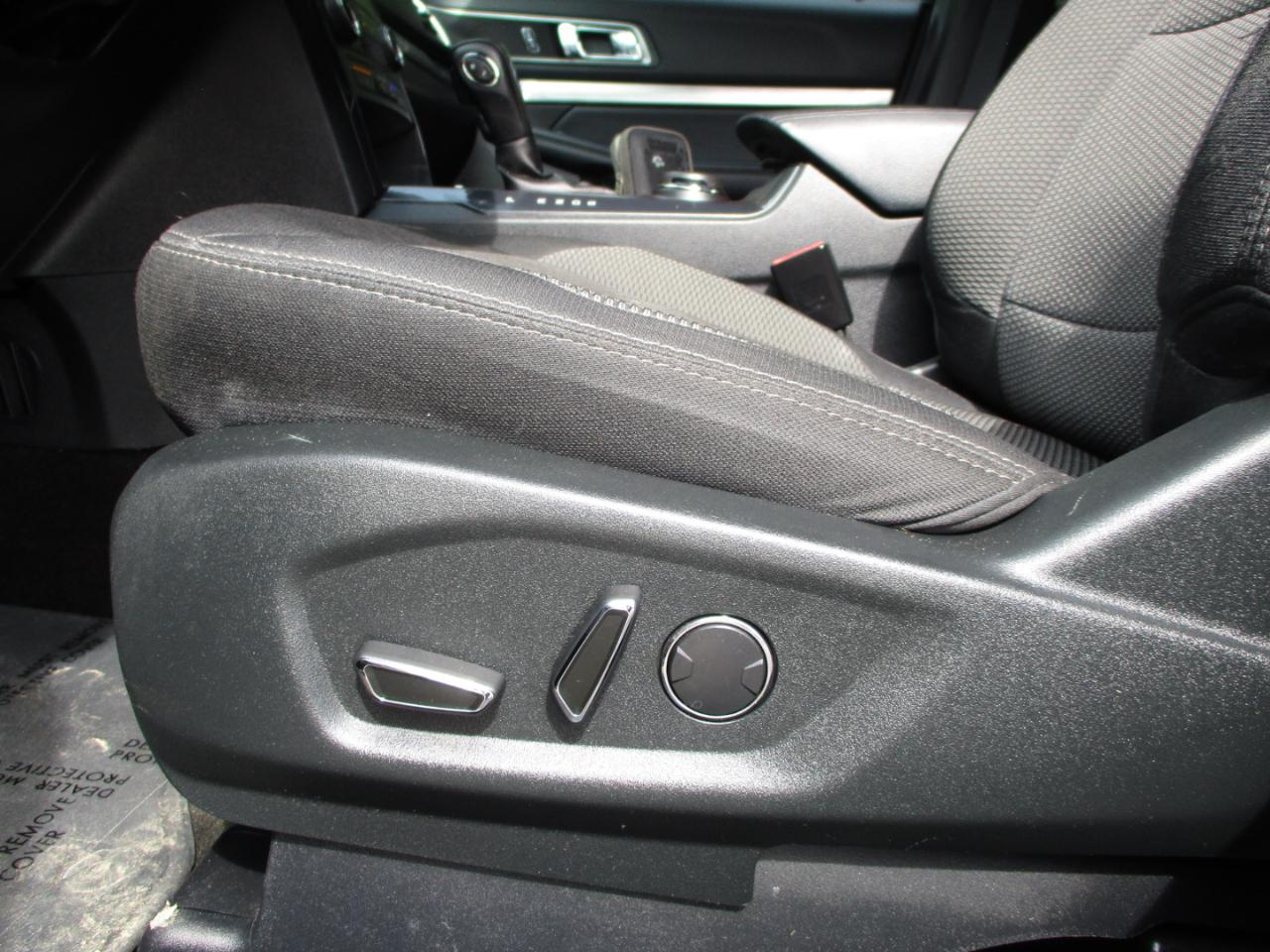 Ford Explorer XLT 4WD 2018