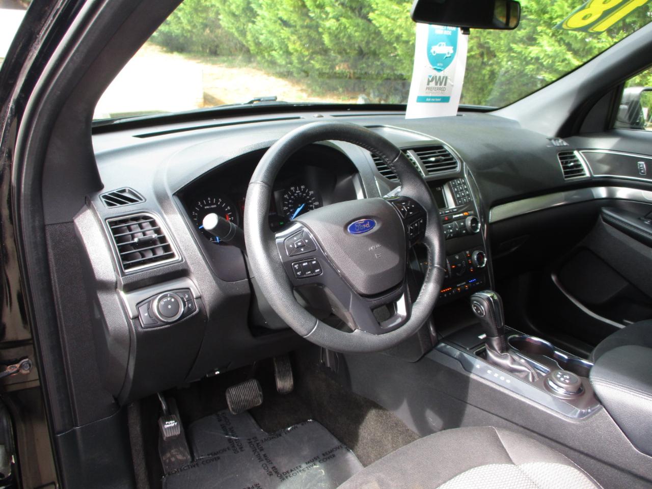 Ford Explorer XLT 4WD 2018