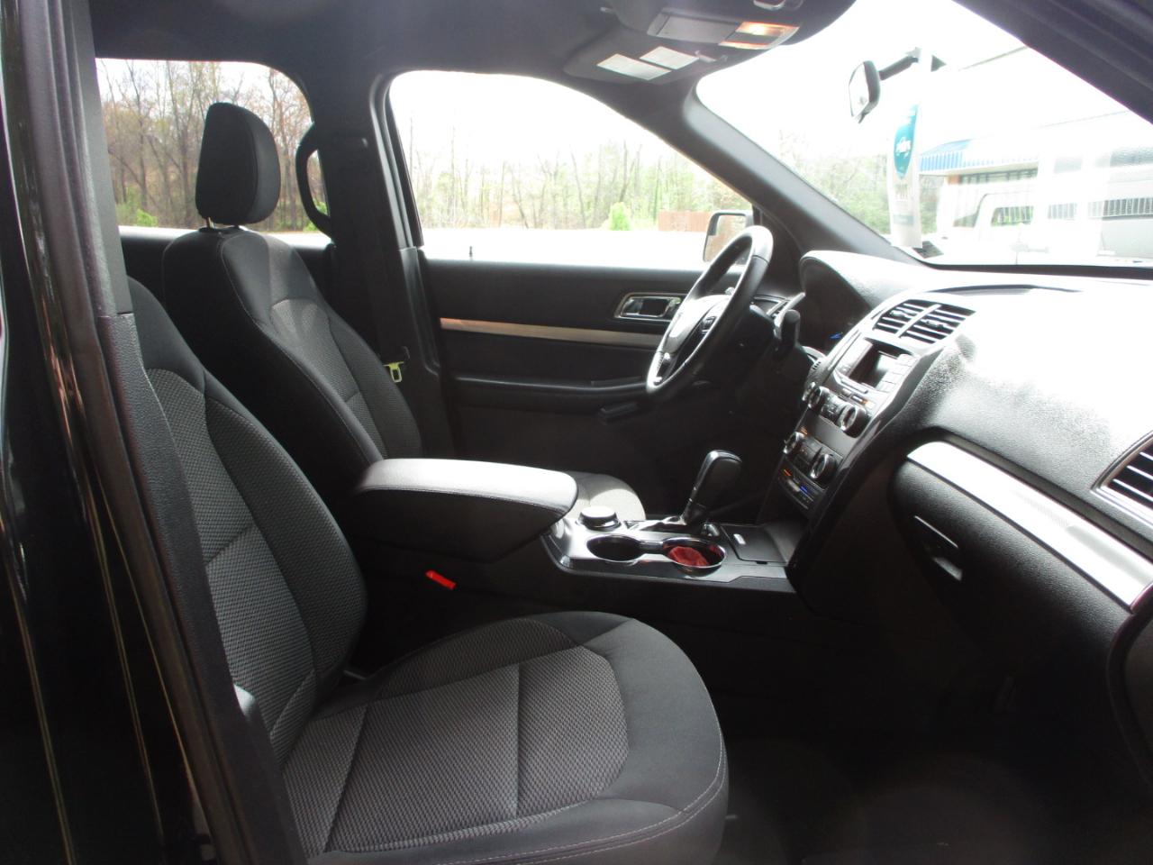 Ford Explorer XLT 4WD 2018