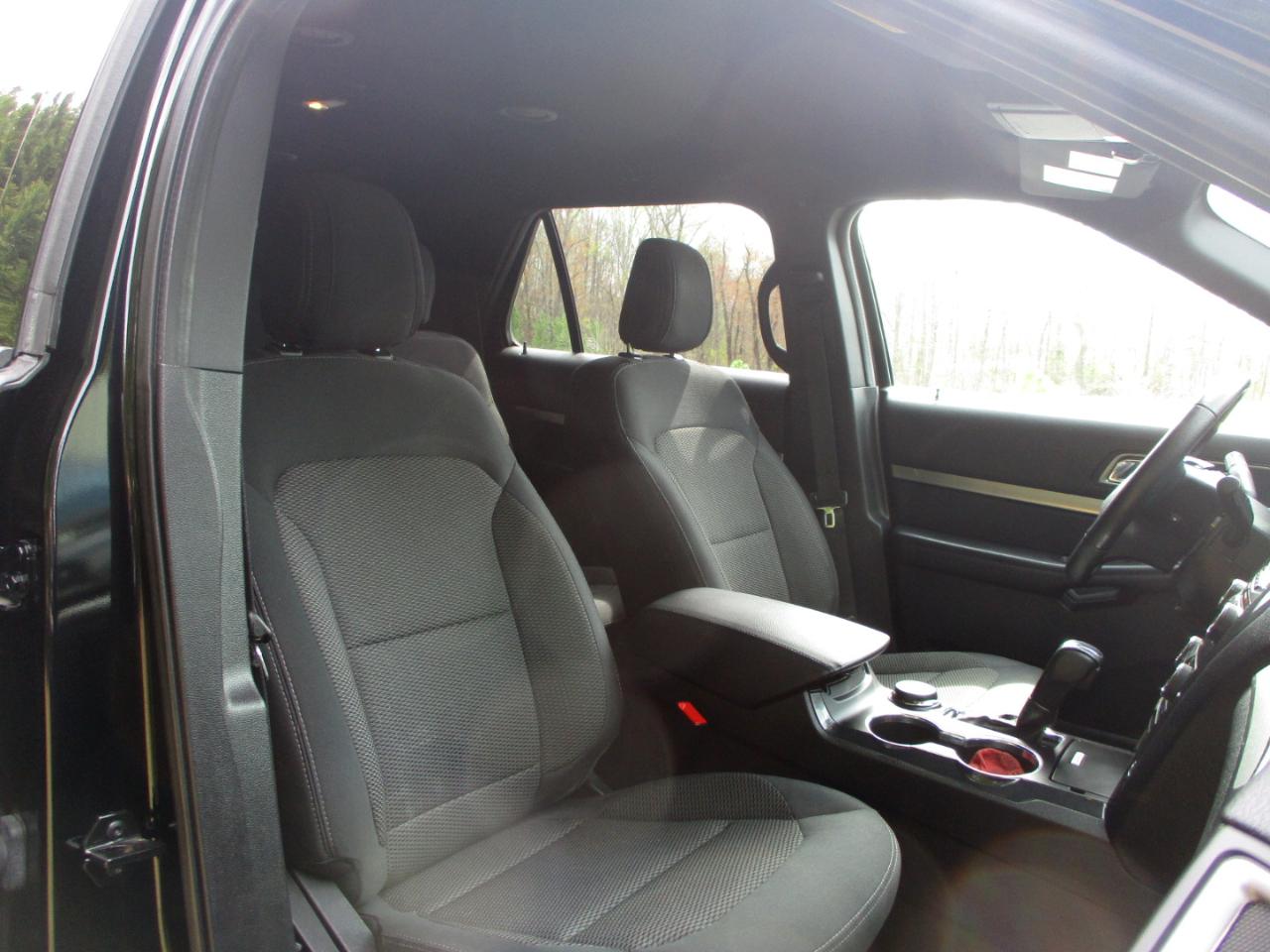 Ford Explorer XLT 4WD 2018