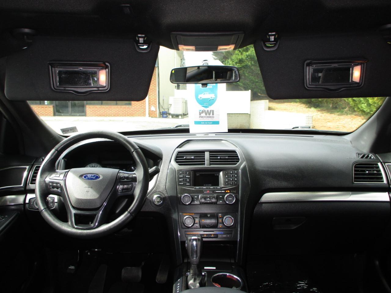 Ford Explorer XLT 4WD 2018