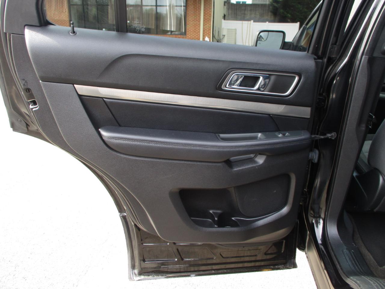 Ford Explorer XLT 4WD 2018