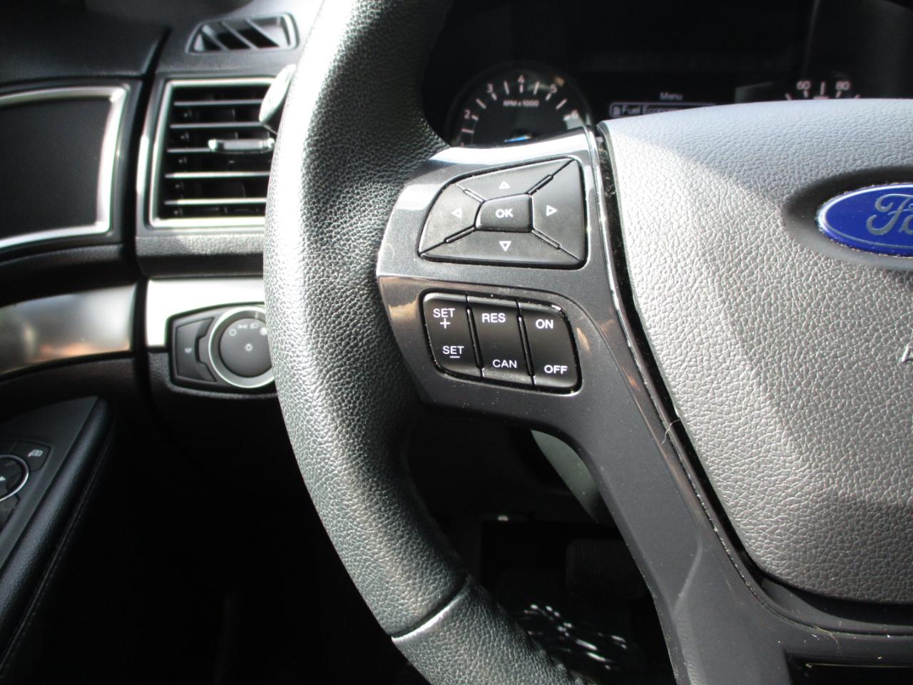 Ford Explorer XLT 4WD 2018