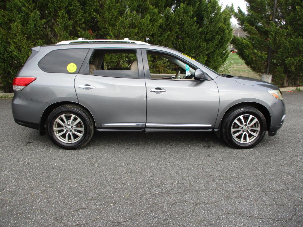 Nissan Pathfinder SL 4WD 2015