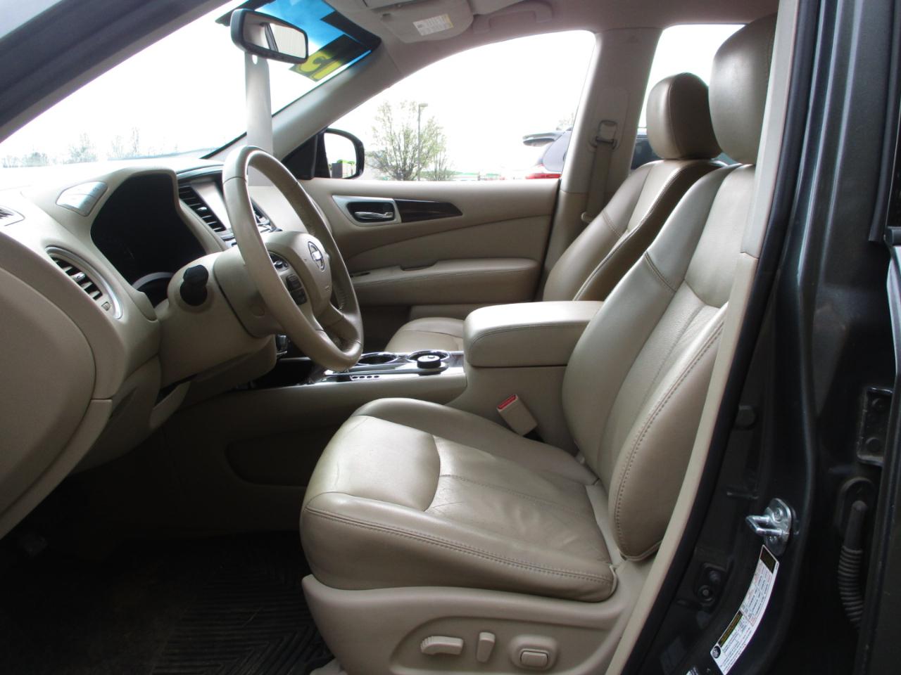 Nissan Pathfinder SL 4WD 2015