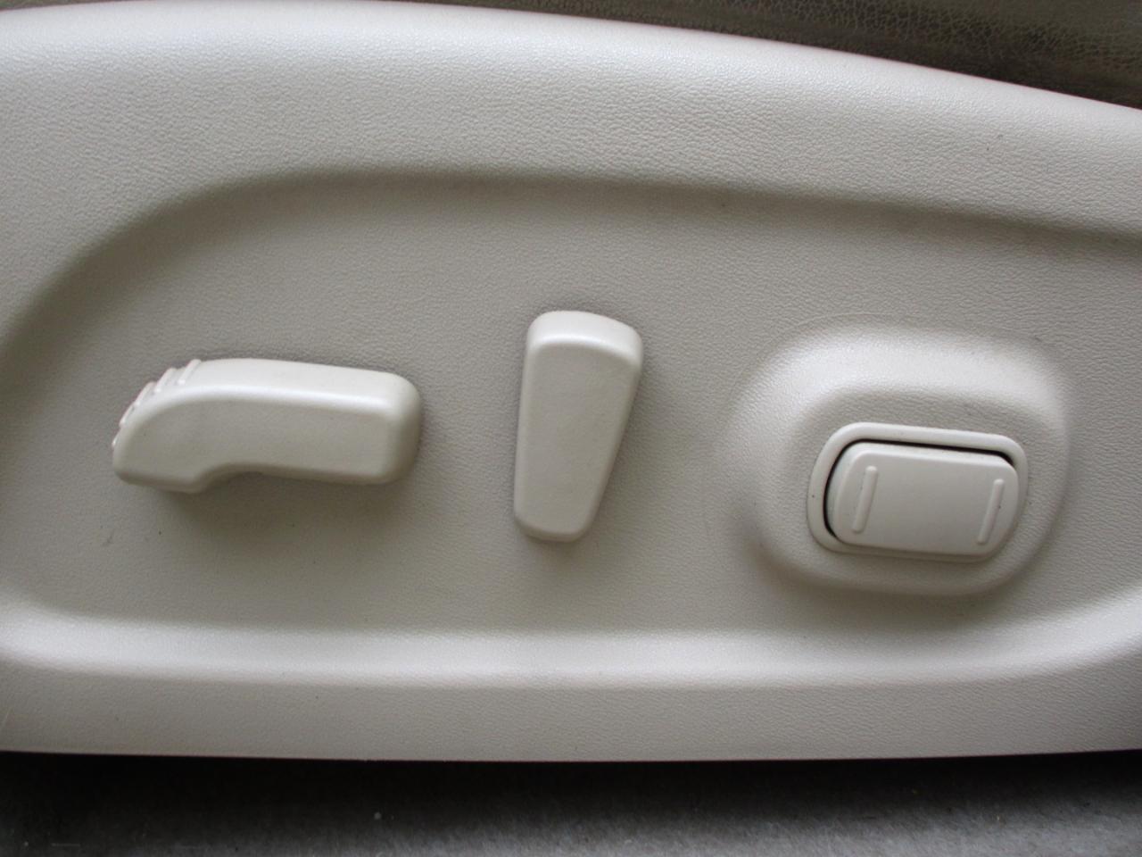 Nissan Pathfinder SL 4WD 2015