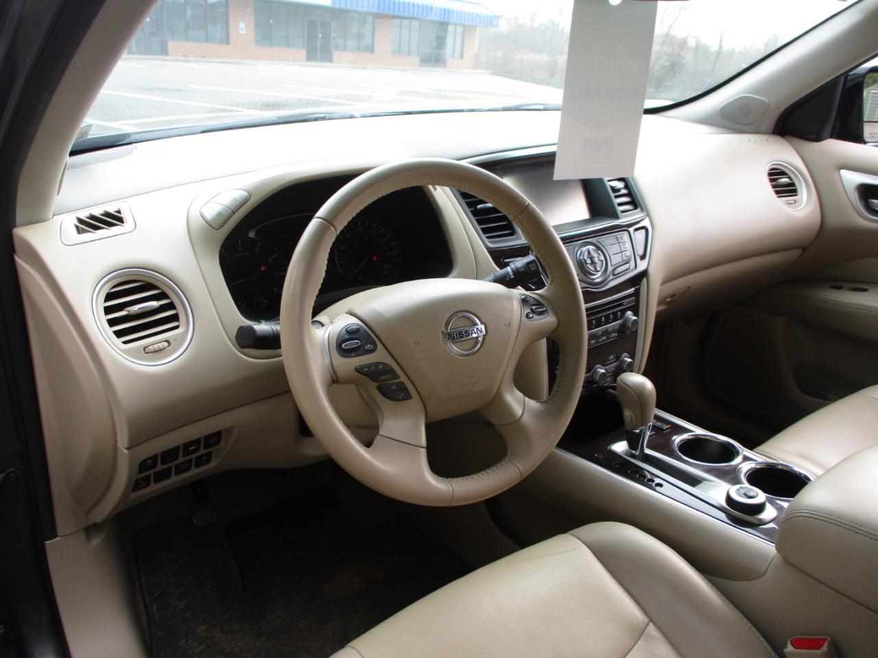 Nissan Pathfinder SL 4WD 2015