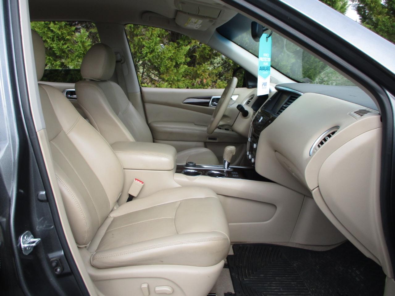 Nissan Pathfinder SL 4WD 2015