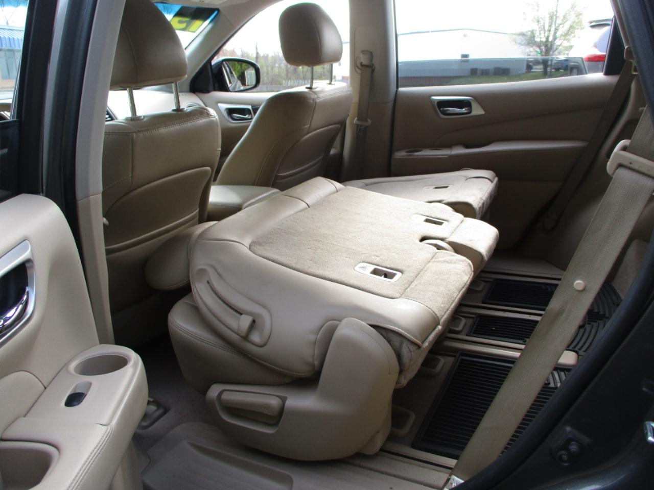 Nissan Pathfinder SL 4WD 2015