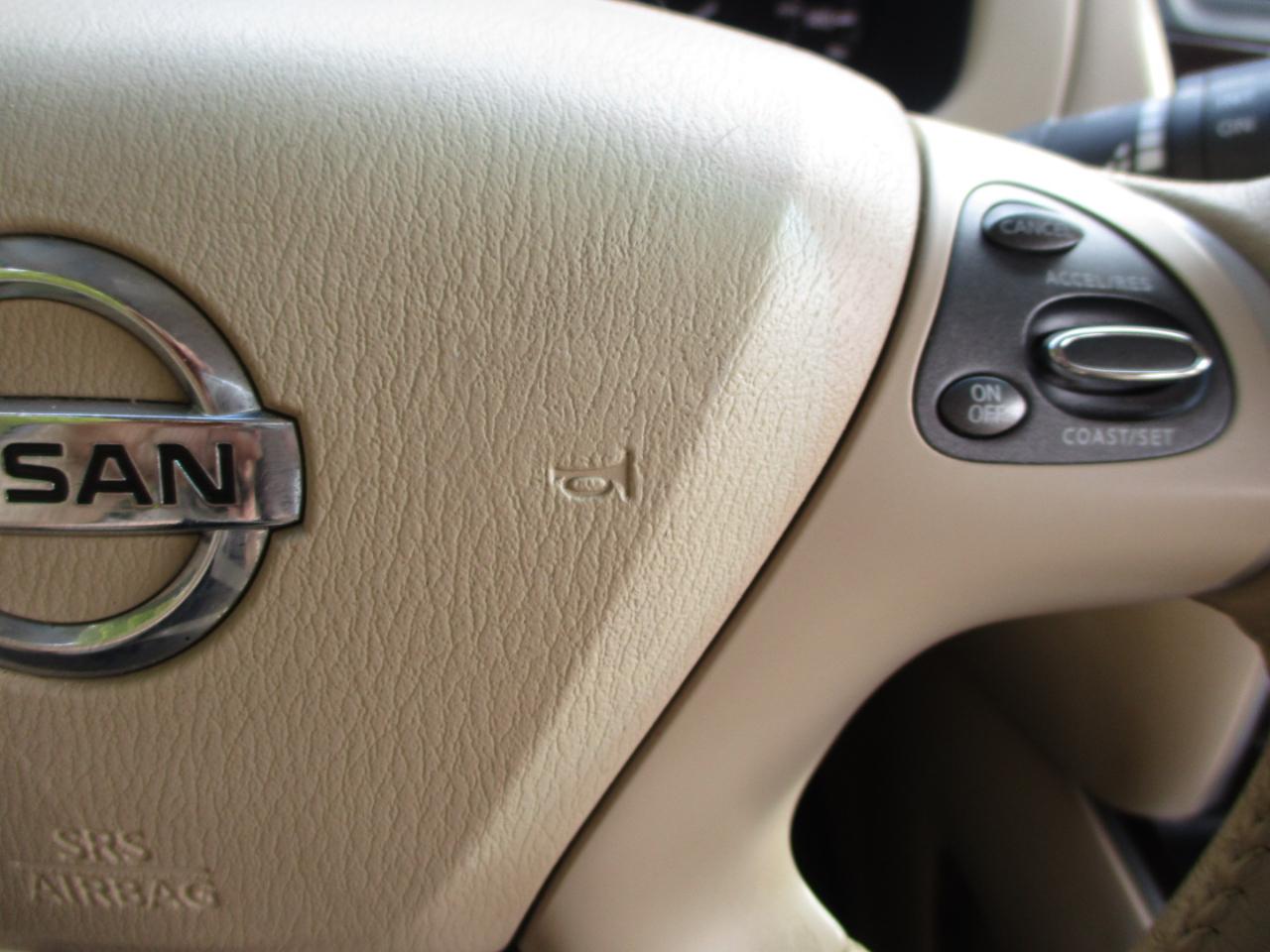 Nissan Pathfinder SL 4WD 2015