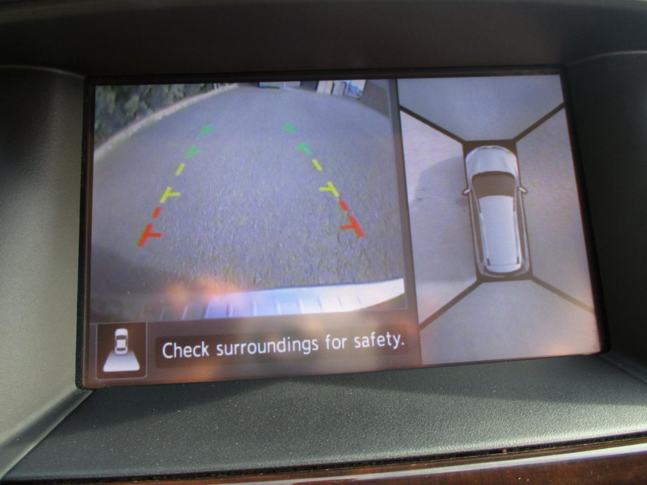 Nissan Pathfinder SL 4WD 2015