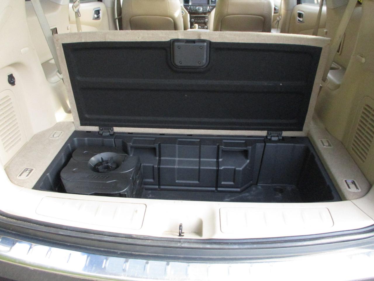 Nissan Pathfinder SL 4WD 2015