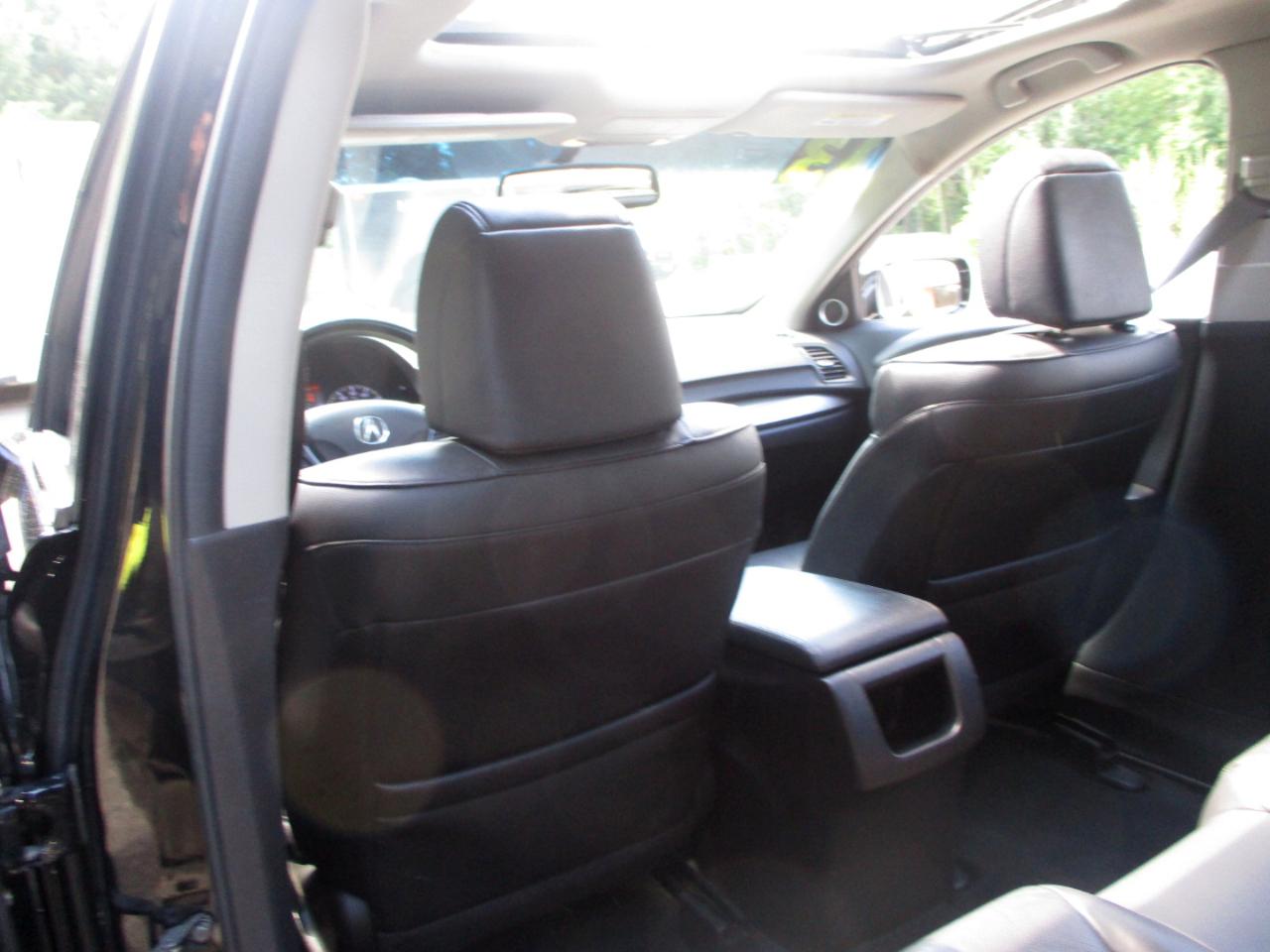 Acura RDX 6-Spd AT AWD w/ Technology Package 2013