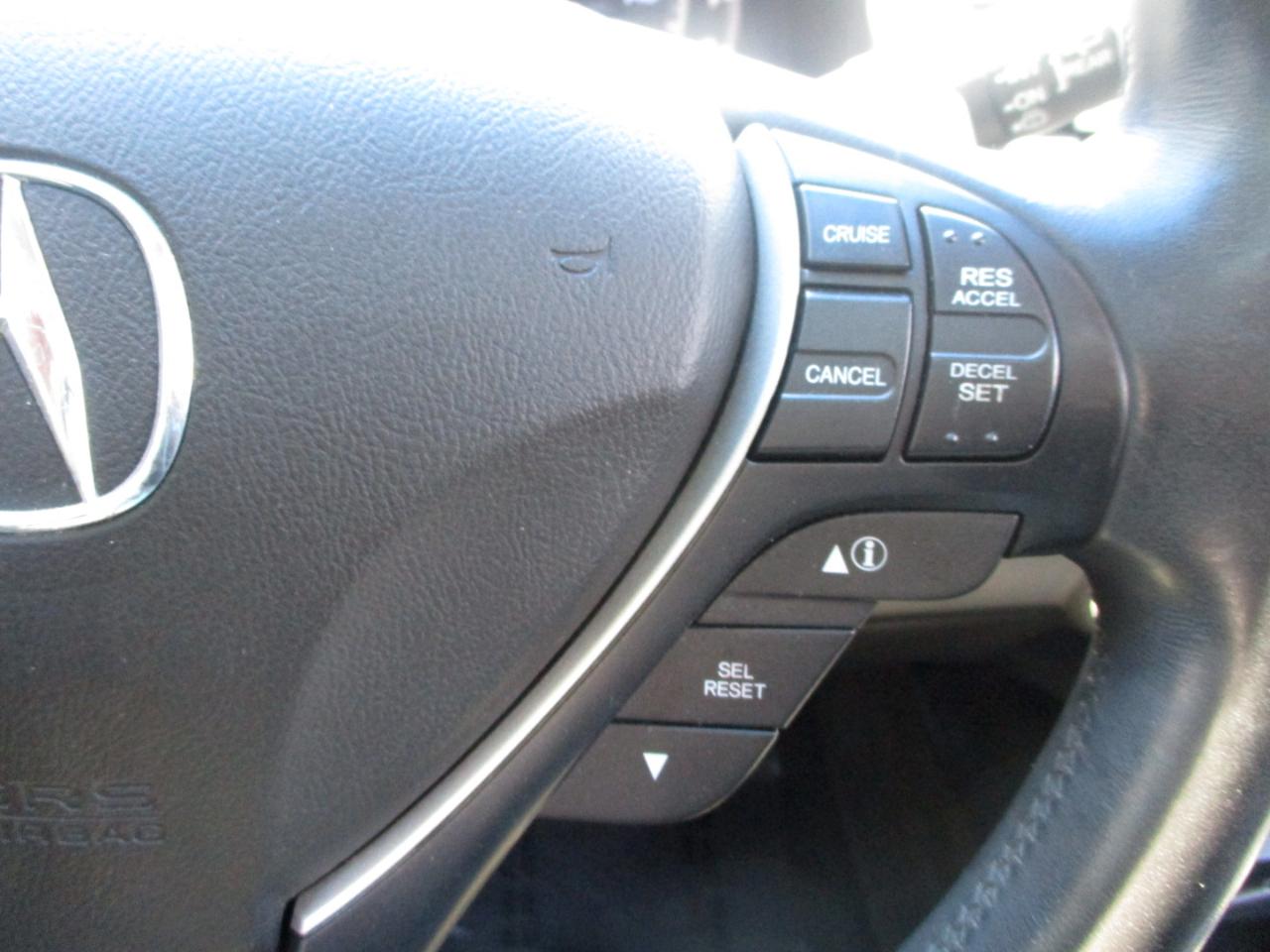 Acura RDX 6-Spd AT AWD w/ Technology Package 2013