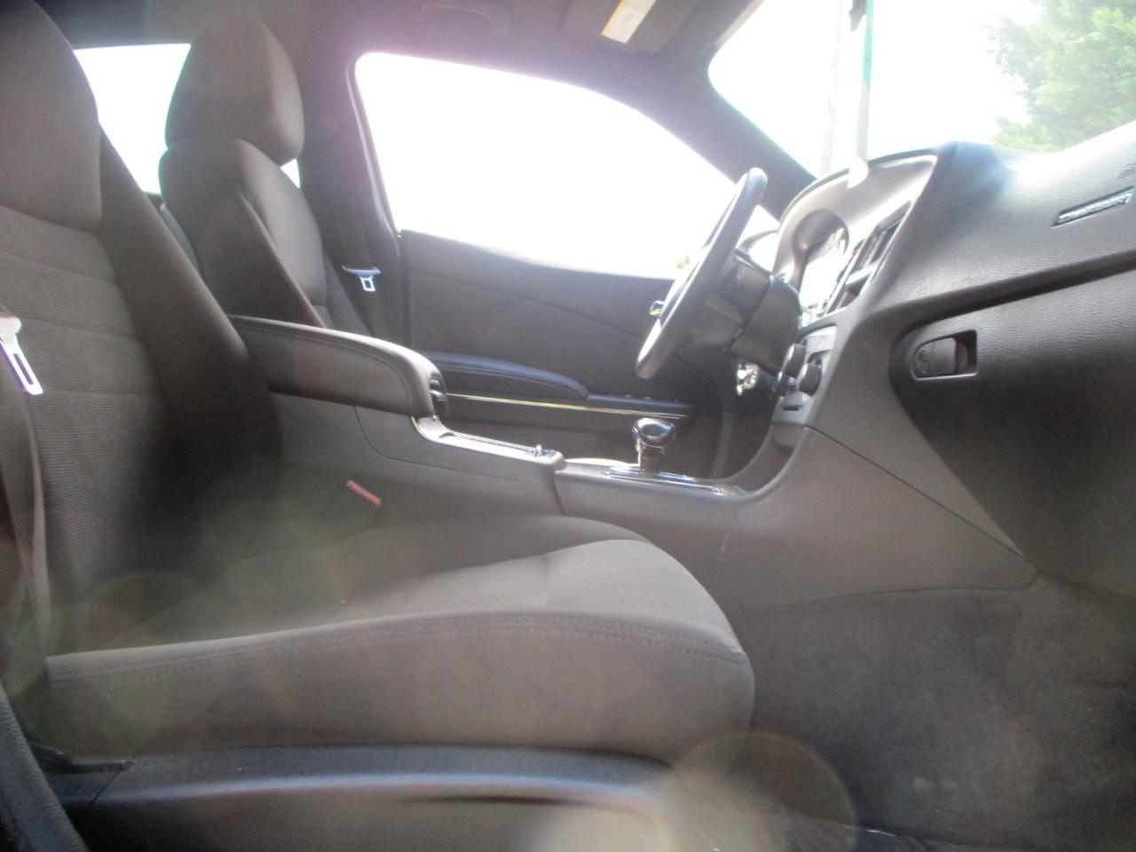 Dodge Charger SE 2012