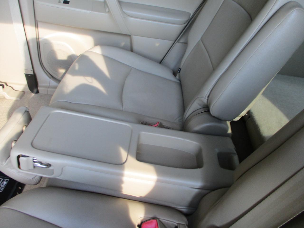 Toyota Highlander Base 4WD 2008